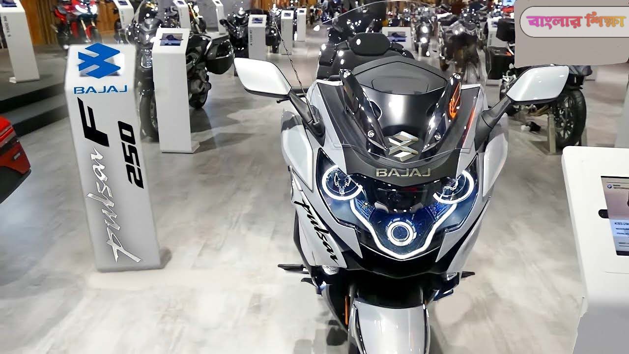 Bajaj Pulsar's new look is bad for the R15