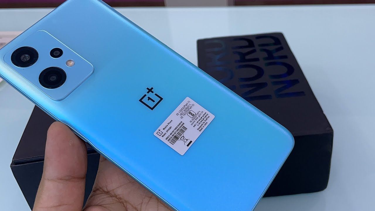 This budget 5G smartphone of OnePlus is ruling the market with 128GB storage